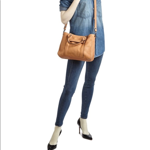 longchamp 3d medium tote